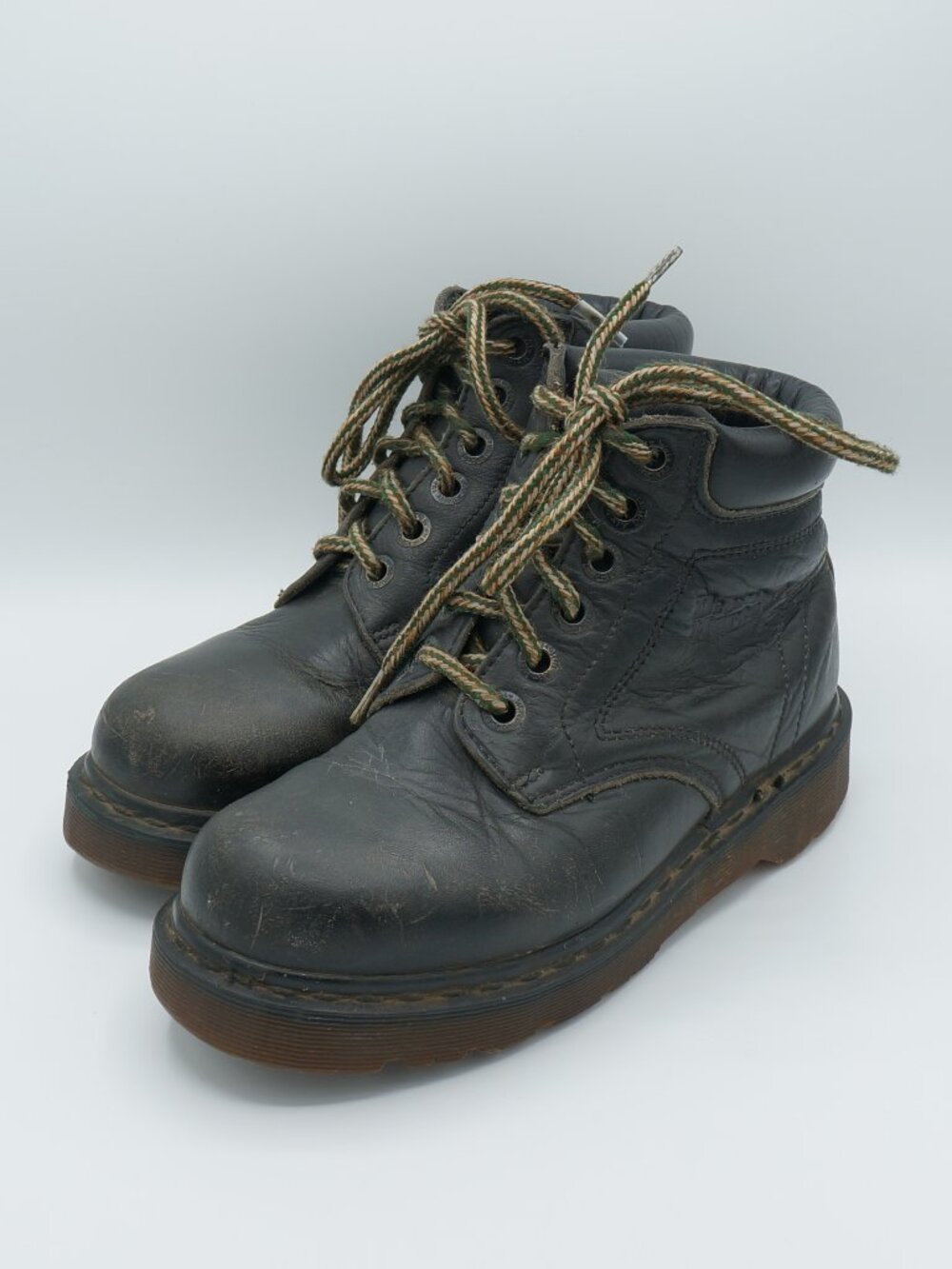 Vintage Made in England Dr. Martens 8284 Black Leather Chunky Boots UK 4 US W6